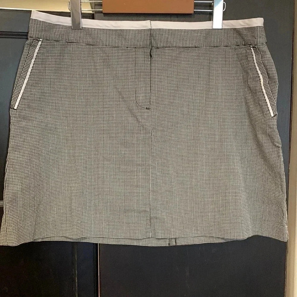 IZOD Gingham  Skort sz 16 - Picture 2 of 9